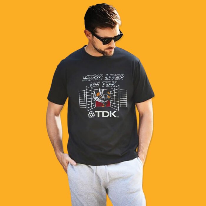 Music Lives On retro audio graphic unisex Shirt